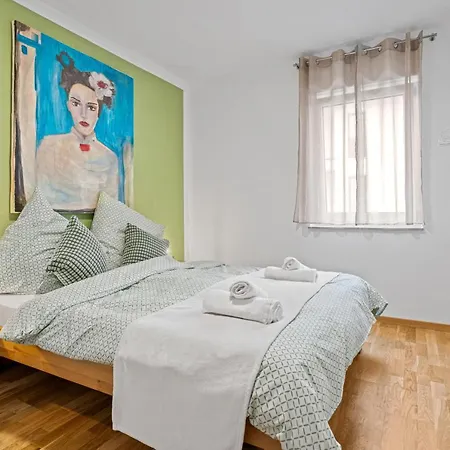 Daire Smurmelhomes Oase: Terrasse - Parken - Kind