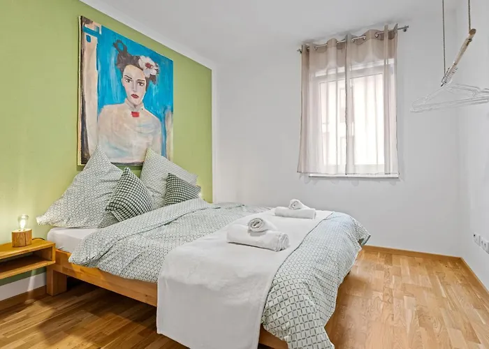 아파트 Smurmelhomes Oase: Terrasse - Parken - Kind